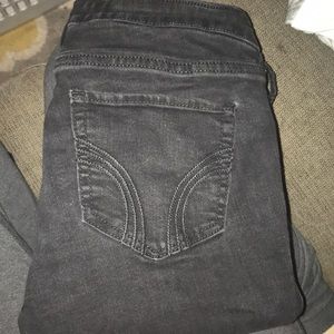Hollister Super Skinny Jeans